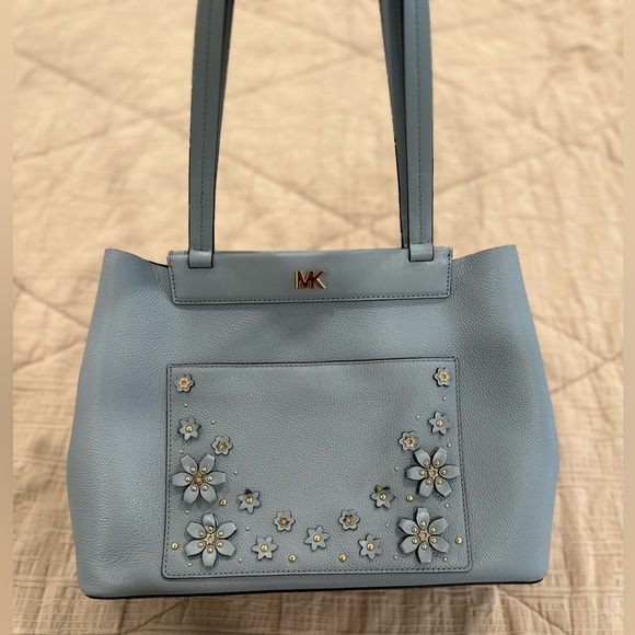 Michael Kors Meredith - Picture 1 of 16
